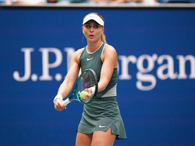 在激烈竞争 在激烈竞争