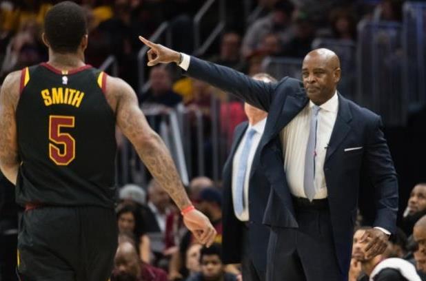 门员什琴斯 门员什琴斯