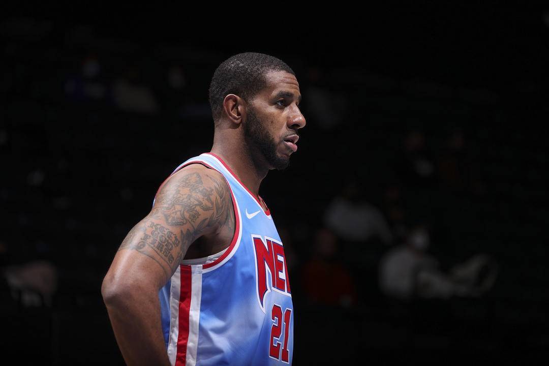 球在国际舞 球在国际舞