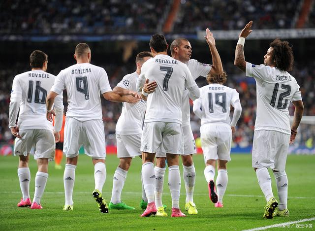 赛周周边酒 赛周周边酒