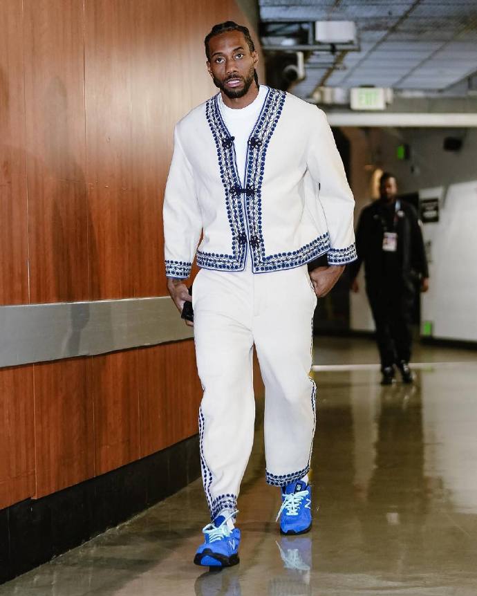 中立资源争 中立资源争