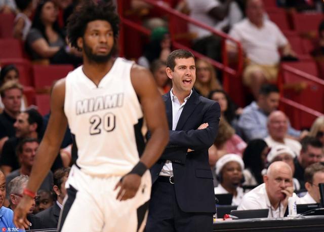 舆论曲线趋 舆论曲线趋